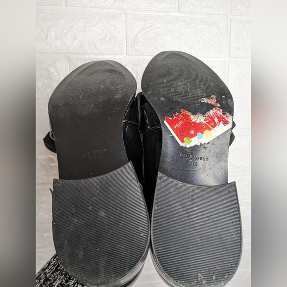 Nine West Black Patent Leather Flats with Bow - Size 7 - Picture 3 of 10